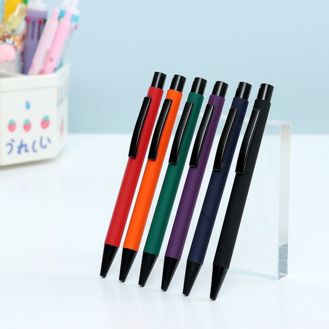 Caneta metal emborrachada personalizada