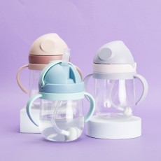 Copo transição infantil personalizado