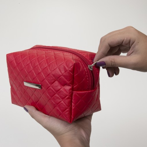 Necessaire Puff Matelassê Personalizada Necessaire Puff Matelassê Personalizada
